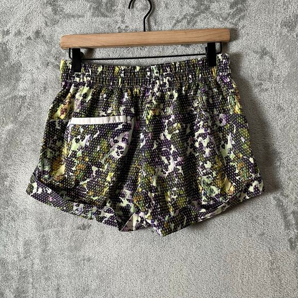 Lululemon Spring Break Away Short Floral Sport White Multi Size 6 - Picture 3 of 5